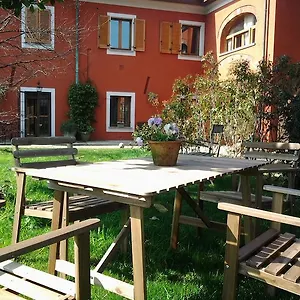 Il Pettirosso Couette-café